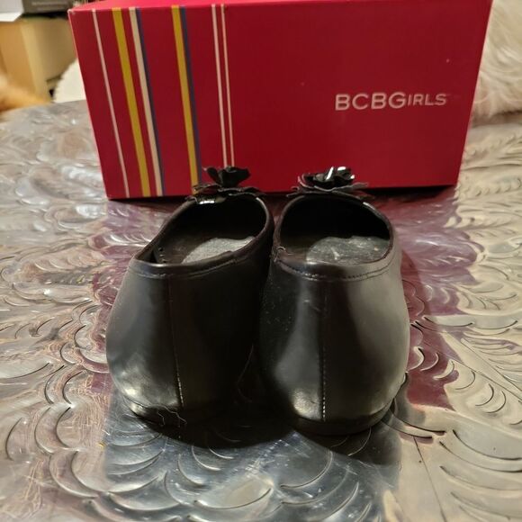 BCBGirls BG-BARTLEY, BLACK GLAZED LE PATENT SZ.6 - Picture 3 of 6